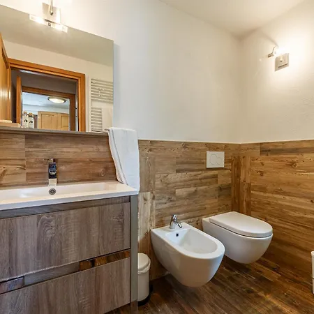 Apartamento Pontal 11 - Relax E Vista Sulle Montagne - Cour 0154