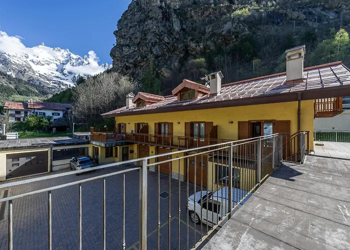 Pontal 11 - Relax E Vista Sulle Montagne - Cour 0154 شقة كورمايور